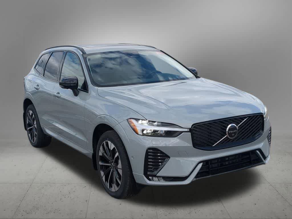New 2026 Volvo XC60 B5 Plus w/ Protection Package Premier AWD/4WD image 8