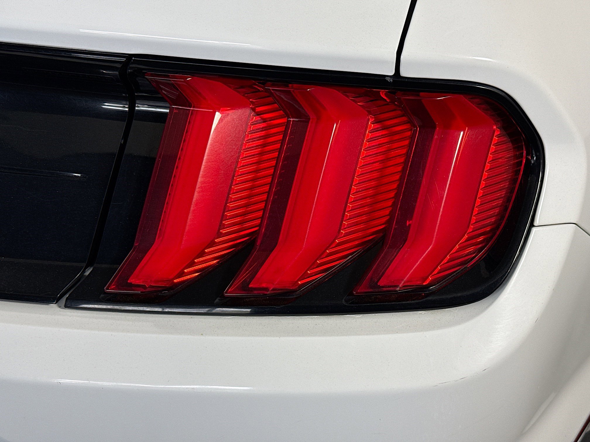 Used 2018 Ford Mustang Premium image 32