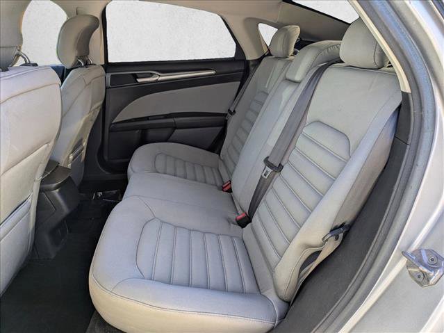 Used 2015 Ford Fusion S image 17