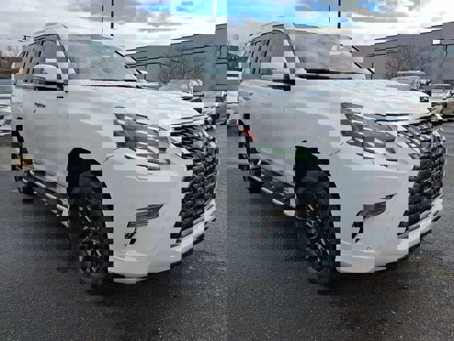 Certified 2023 Lexus GX 460 Premium w/ Premium Package image 3
