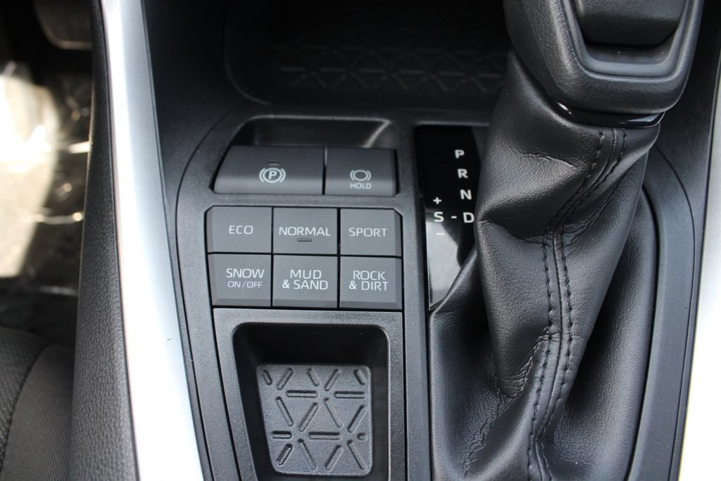 Used 2023 Toyota RAV4 XLE w/ Convenience Package AWD/4WD image 20