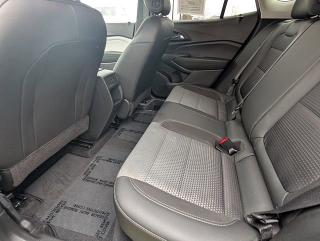 Used 2024 Chevrolet Trax LT w/ Driver Confidence Package image 11