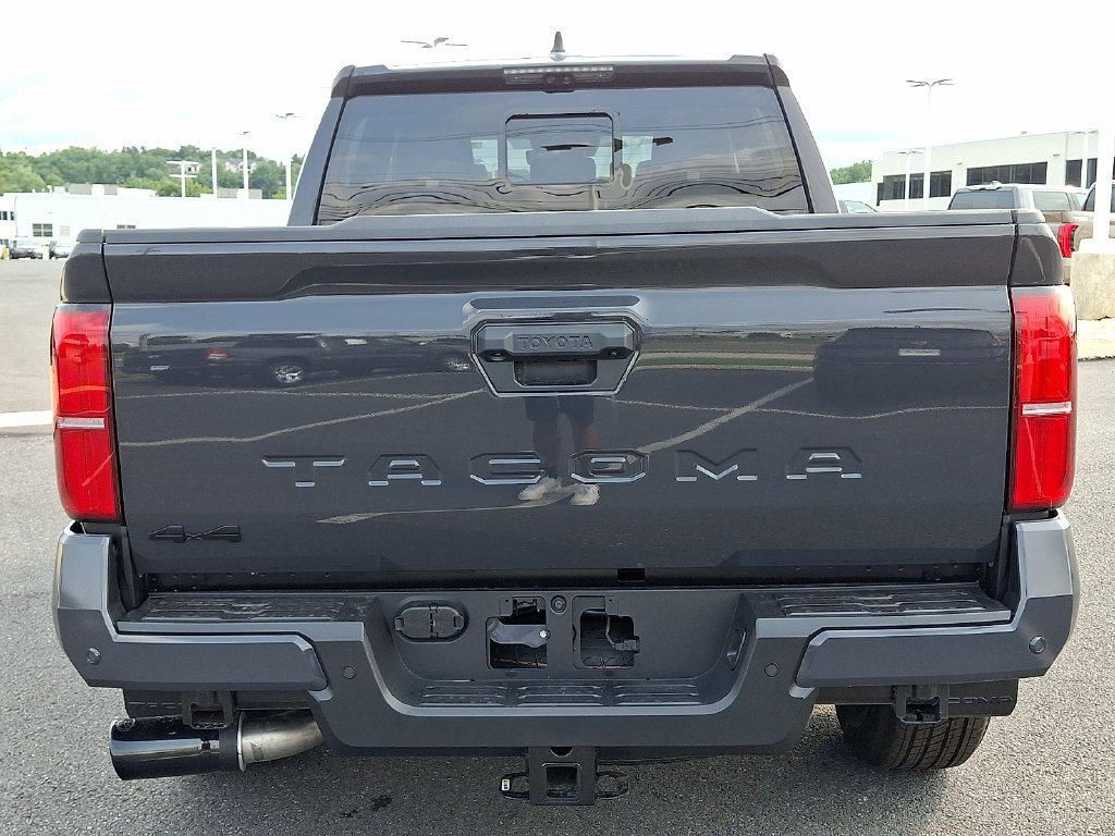 New 2026 Toyota Tacoma TRD Sport w/ TRD Sport Premium Package AWD/4WD image 5
