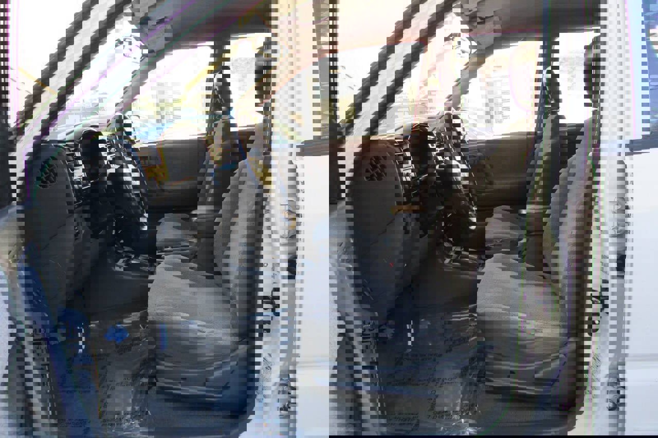 Used 1999 Isuzu Rodeo LS image 22