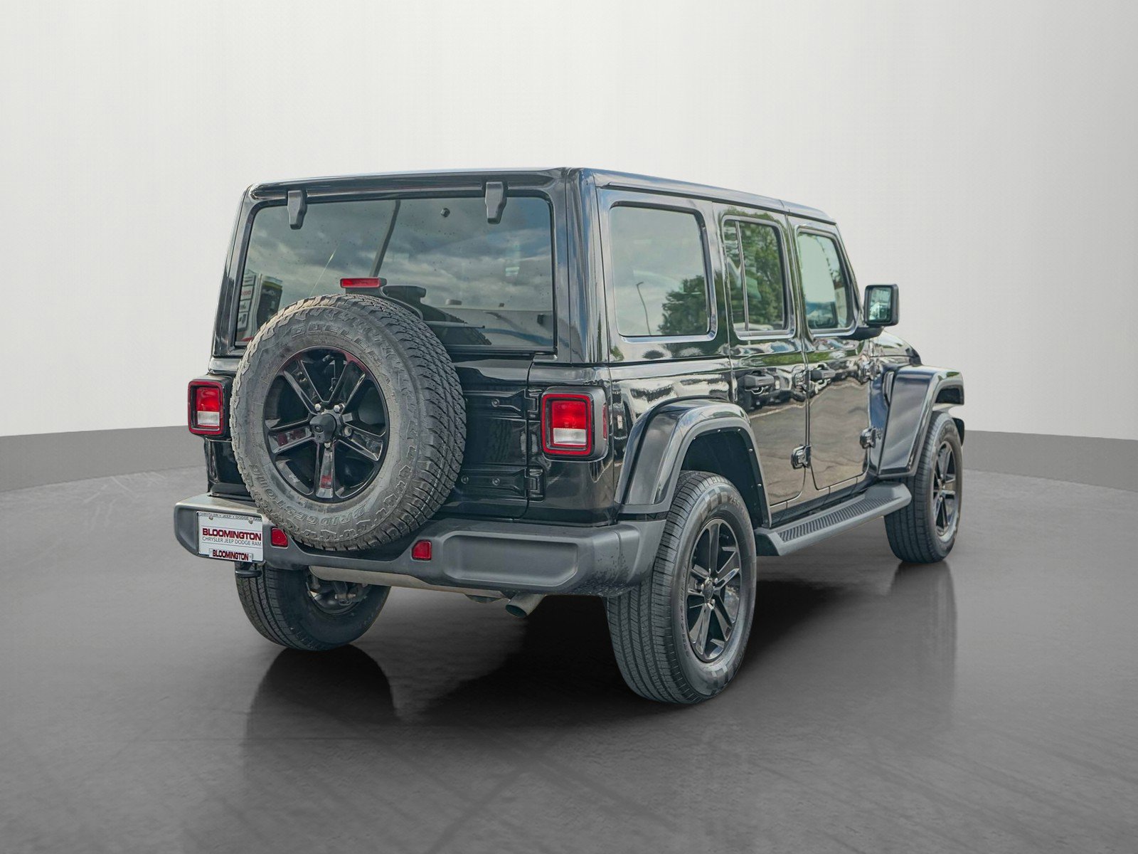 Used 2021 Jeep Wrangler Unlimited Sahara image 7