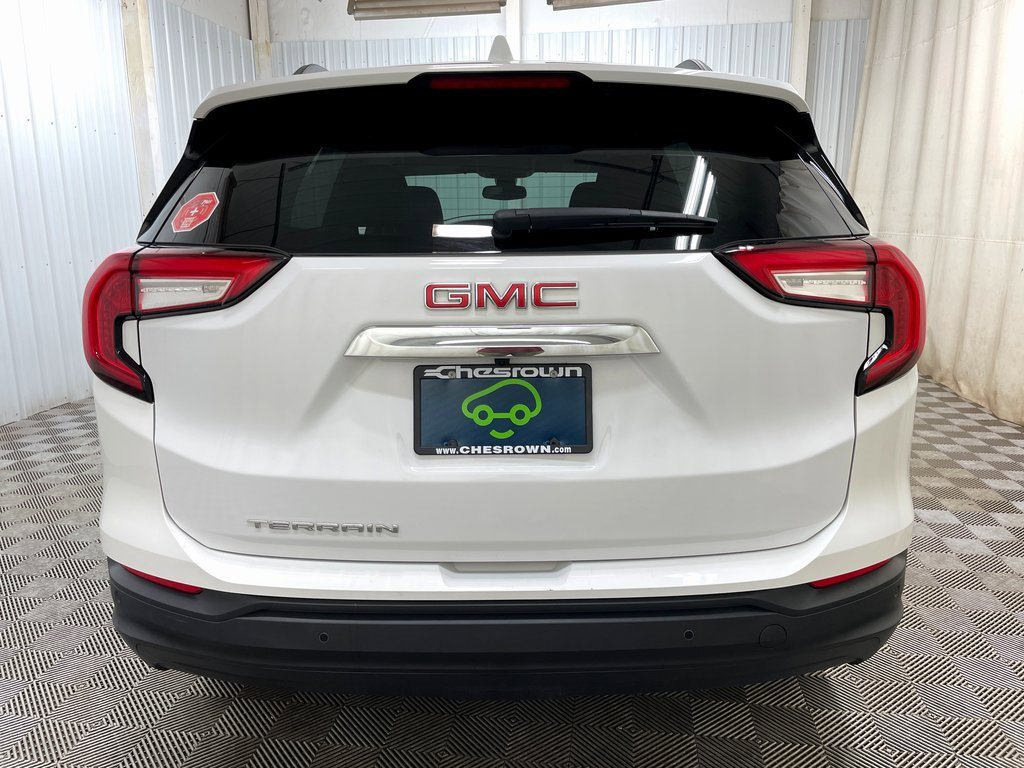 Certified 2022 GMC Terrain SLE w/ Driver Convenience Package image 16