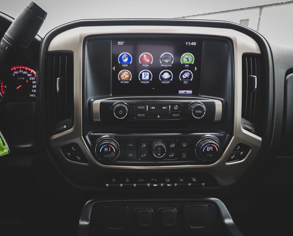 Used 2016 GMC Sierra 2500 Denali w/ Duramax Plus Package image 5