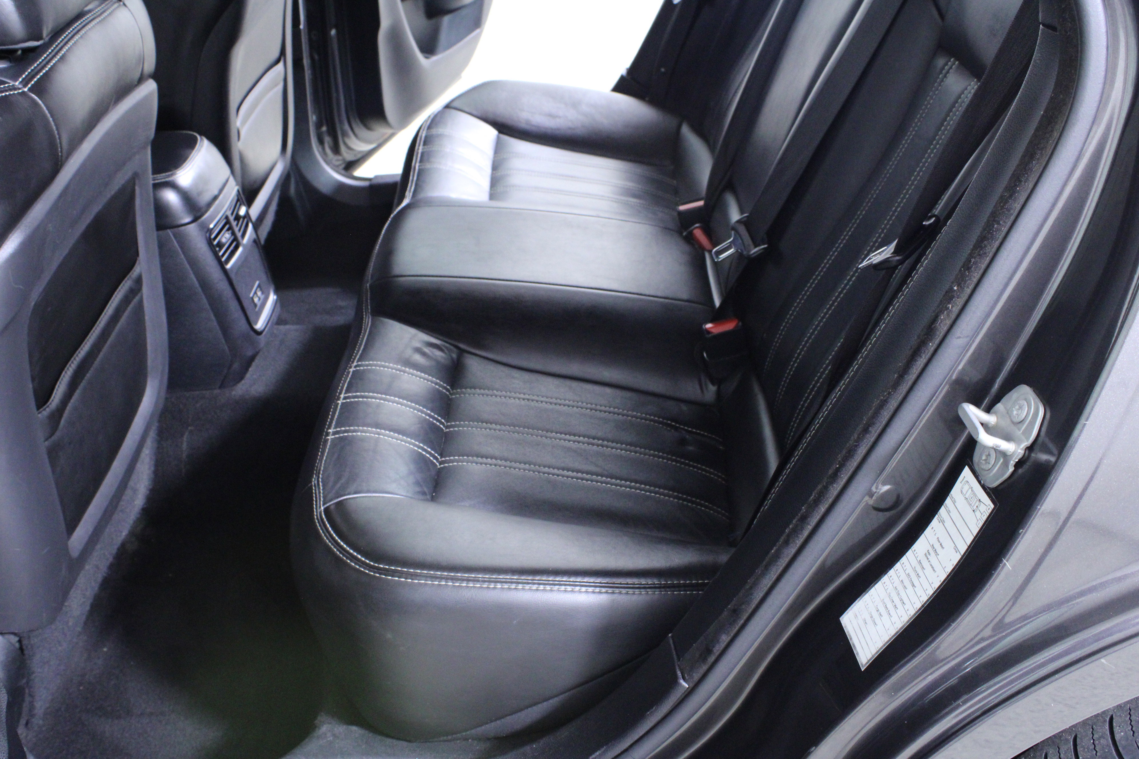 Used 2021 Chrysler 300 S w/ S Model Appearance Package RWD image 11