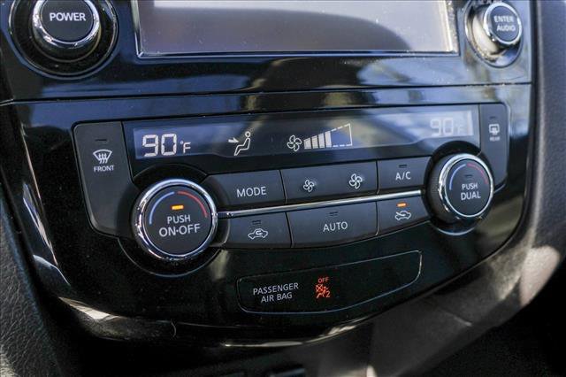 Used 2016 Nissan Rogue SL w/ SL Premium Package image 20