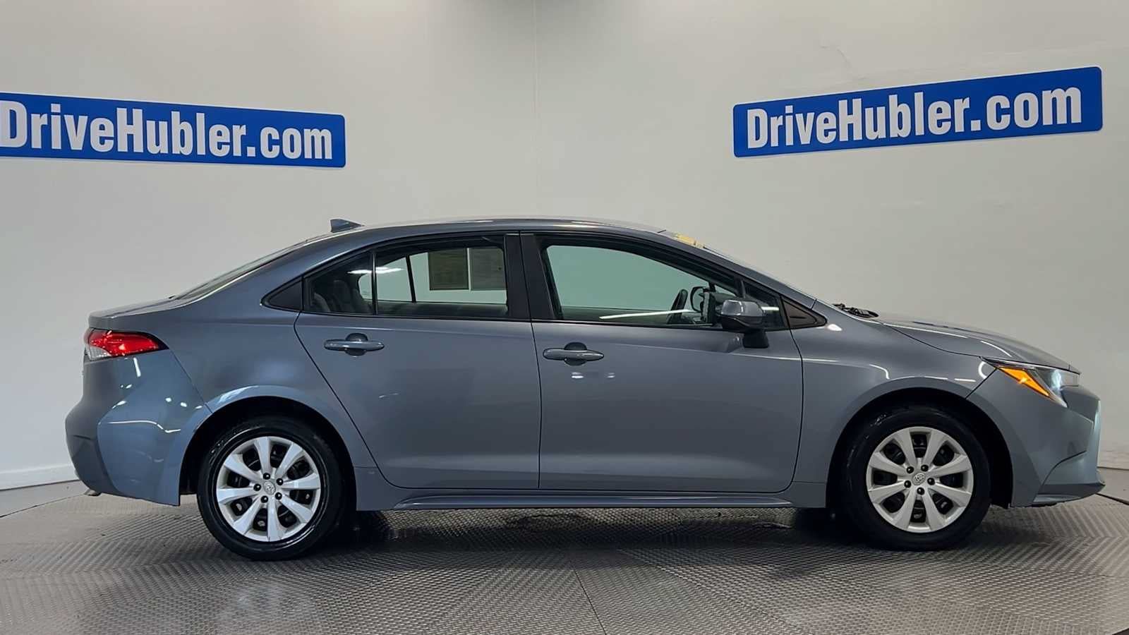 Used 2022 Toyota Corolla LE FWD image 9