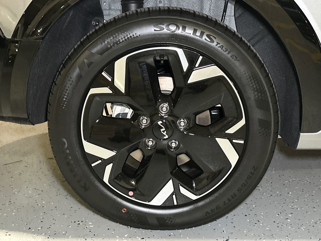 New 2026 Kia Niro Wind FWD image 8