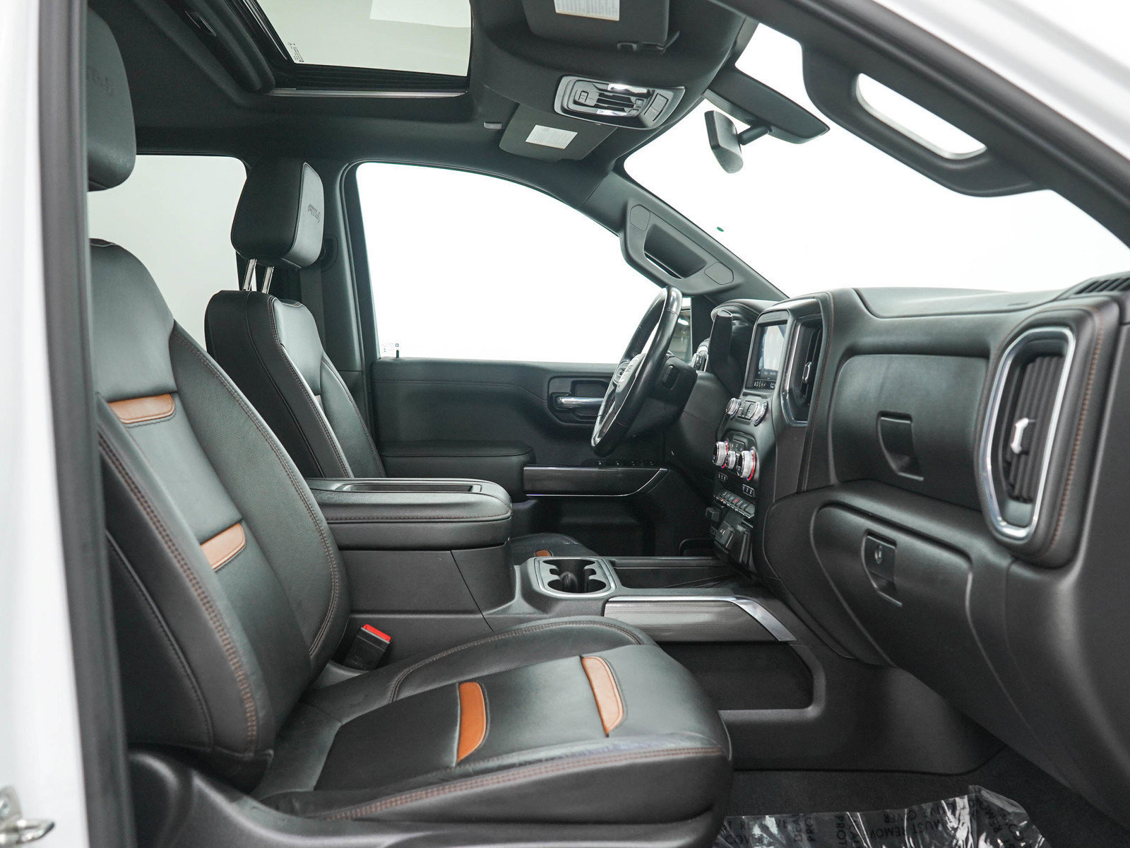 Used 2021 GMC Sierra 1500 AT4 w/ AT4 Preferred Package AWD/4WD image 13