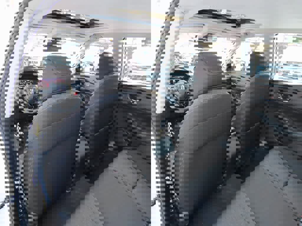 Used 2023 Honda Accord EX image 13