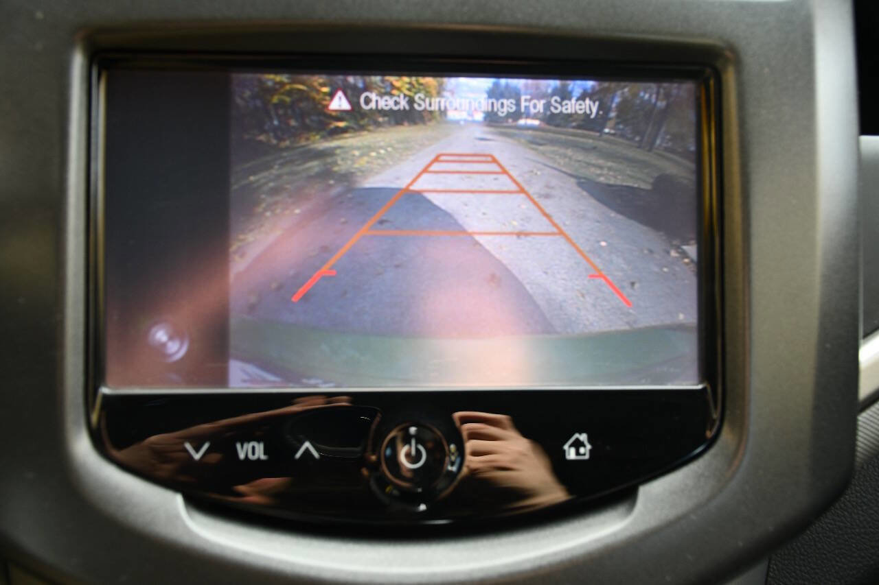 Used 2014 Chevrolet Sonic LT w/ LT Spring Promotional Package image 28