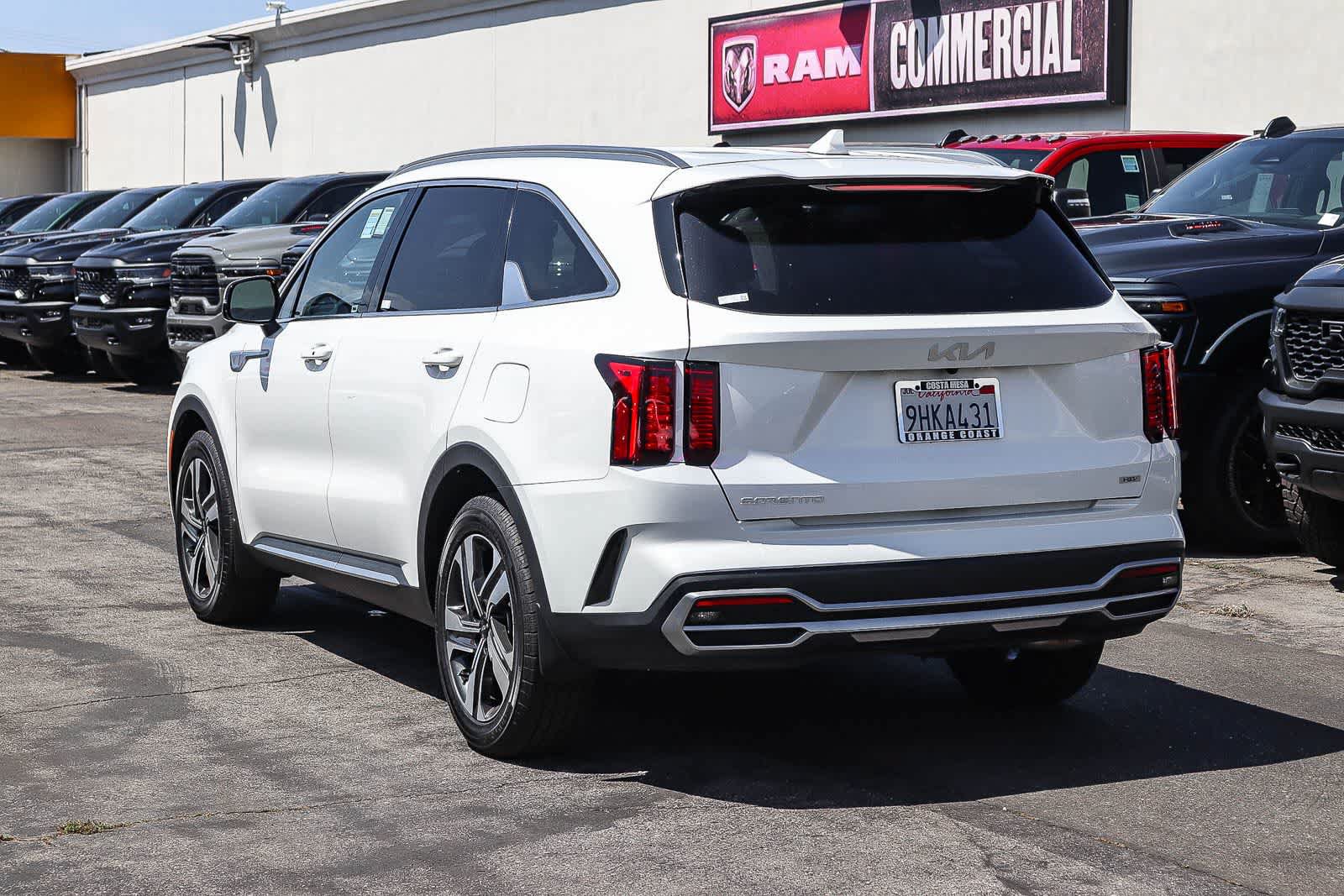 Used 2023 Kia Sorento EX AWD/4WD image 6