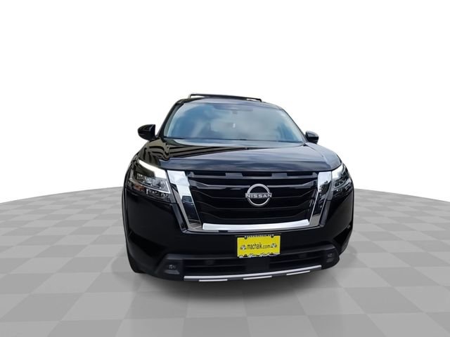 Used 2023 Nissan Pathfinder Platinum AWD/4WD image 3