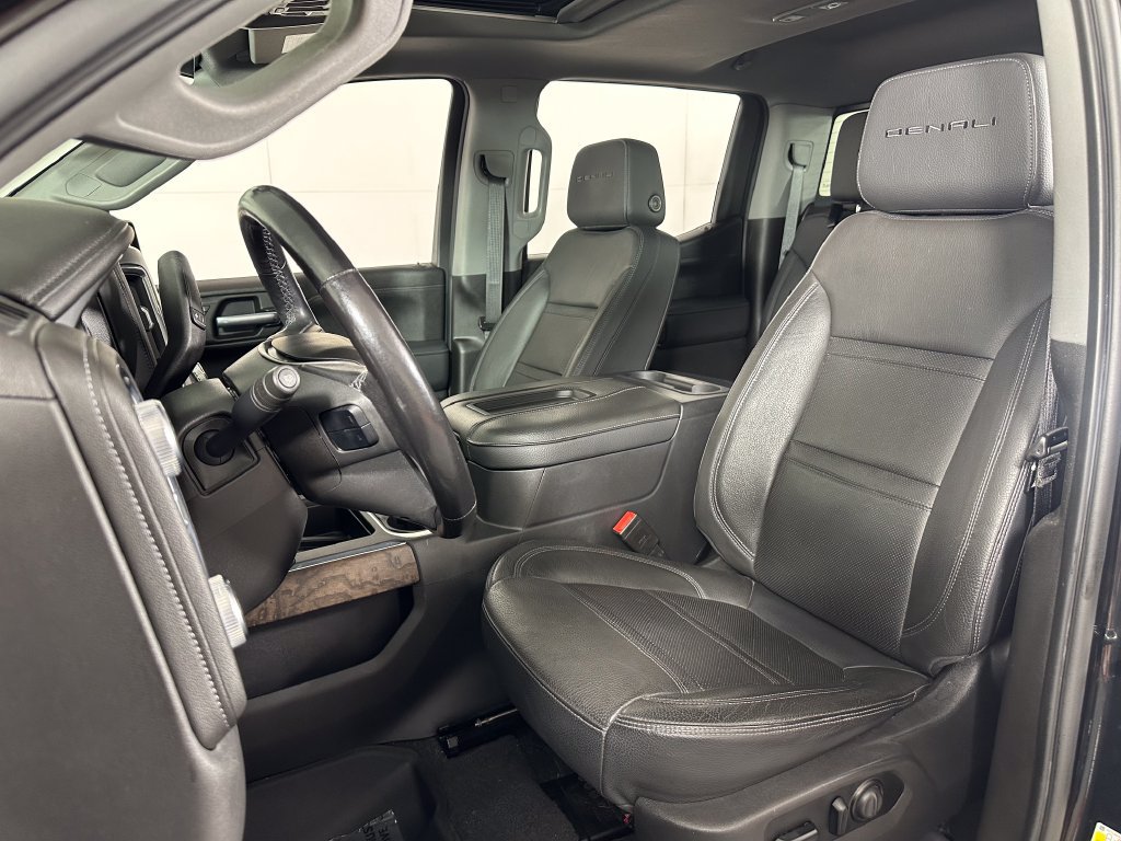Used 2021 GMC Sierra 1500 Denali w/ Denali Ultimate Package AWD/4WD image 13