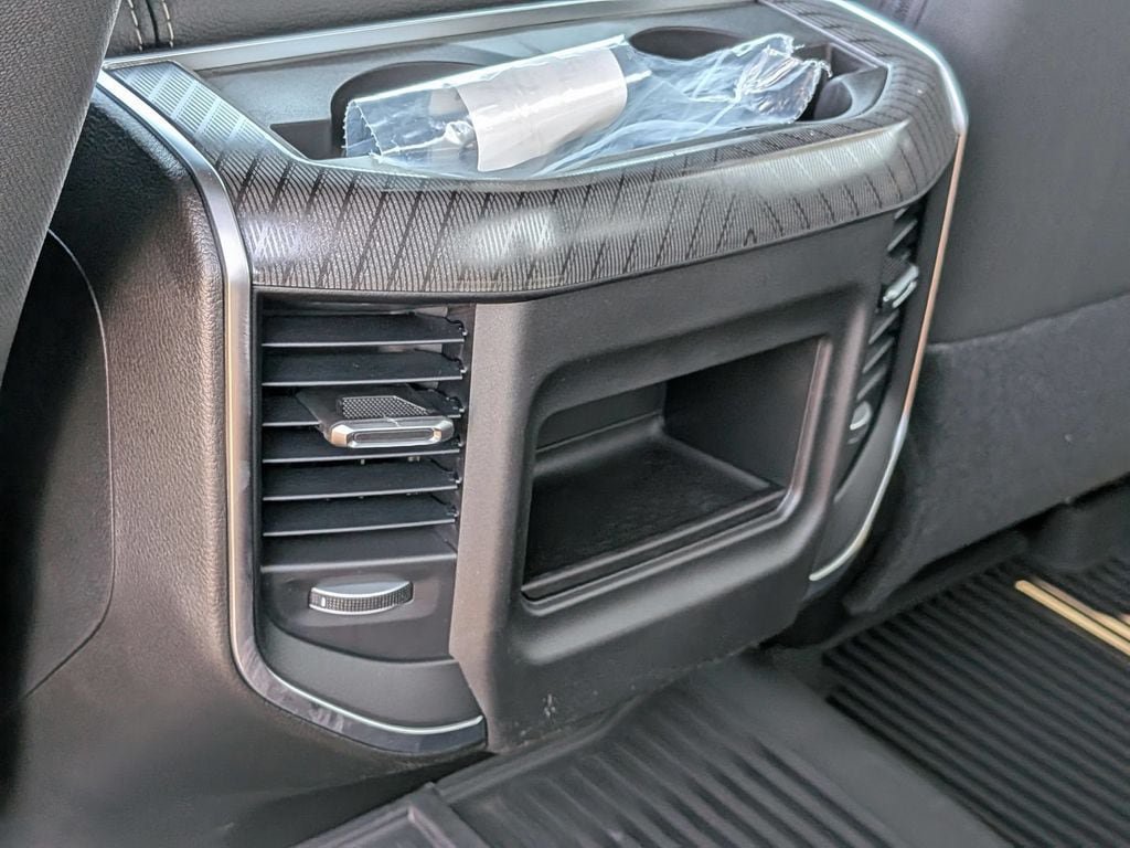 New 2026 RAM 2500 Big Horn AWD/4WD image 22