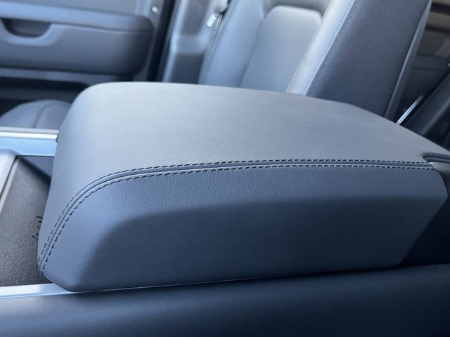 New 2025 Land Rover Defender 110 V8 image 41