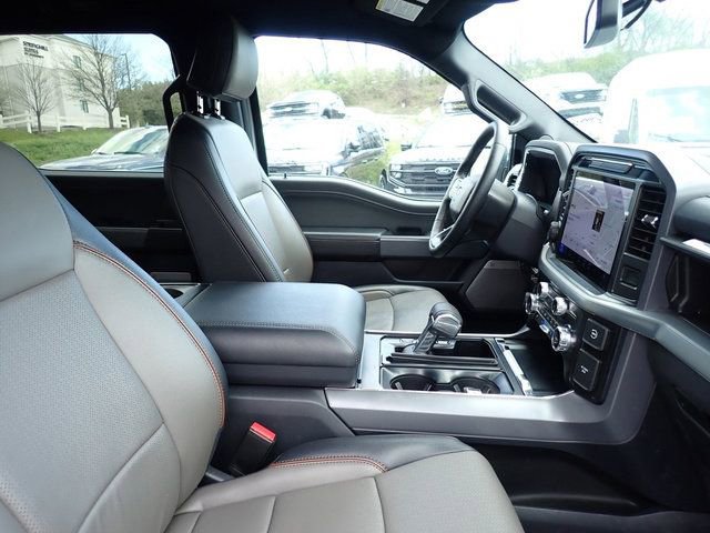 Used 2025 Ford F150 Lariat w/ Equipment Group 501A Mid image 11