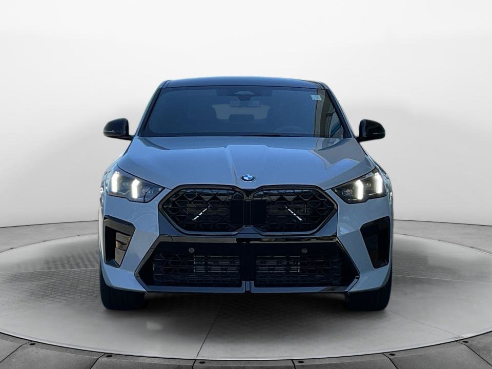 New 2027 BMW X2 xDrive28i AWD/4WD image 2