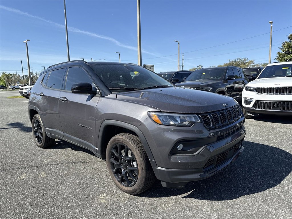 New 2024 Jeep Compass Latitude w/ Sun and Sound Group
