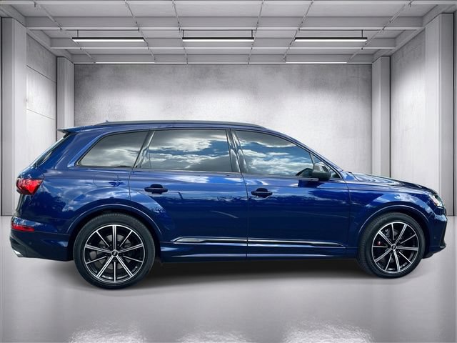 Used 2023 Audi SQ7 Prestige AWD/4WD image 2