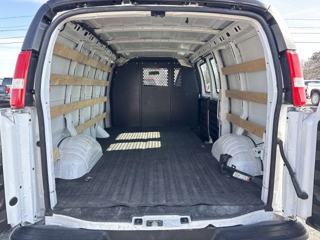 Certified 2024 Chevrolet Express 2500 w/ Driver Convenience Package image 18