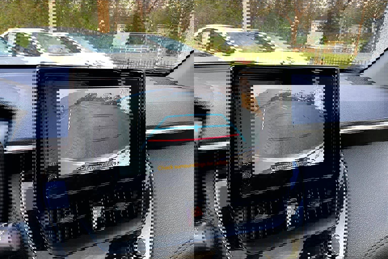 Certified 2024 Toyota Corolla Cross LE w/ Moonroof Package image 28