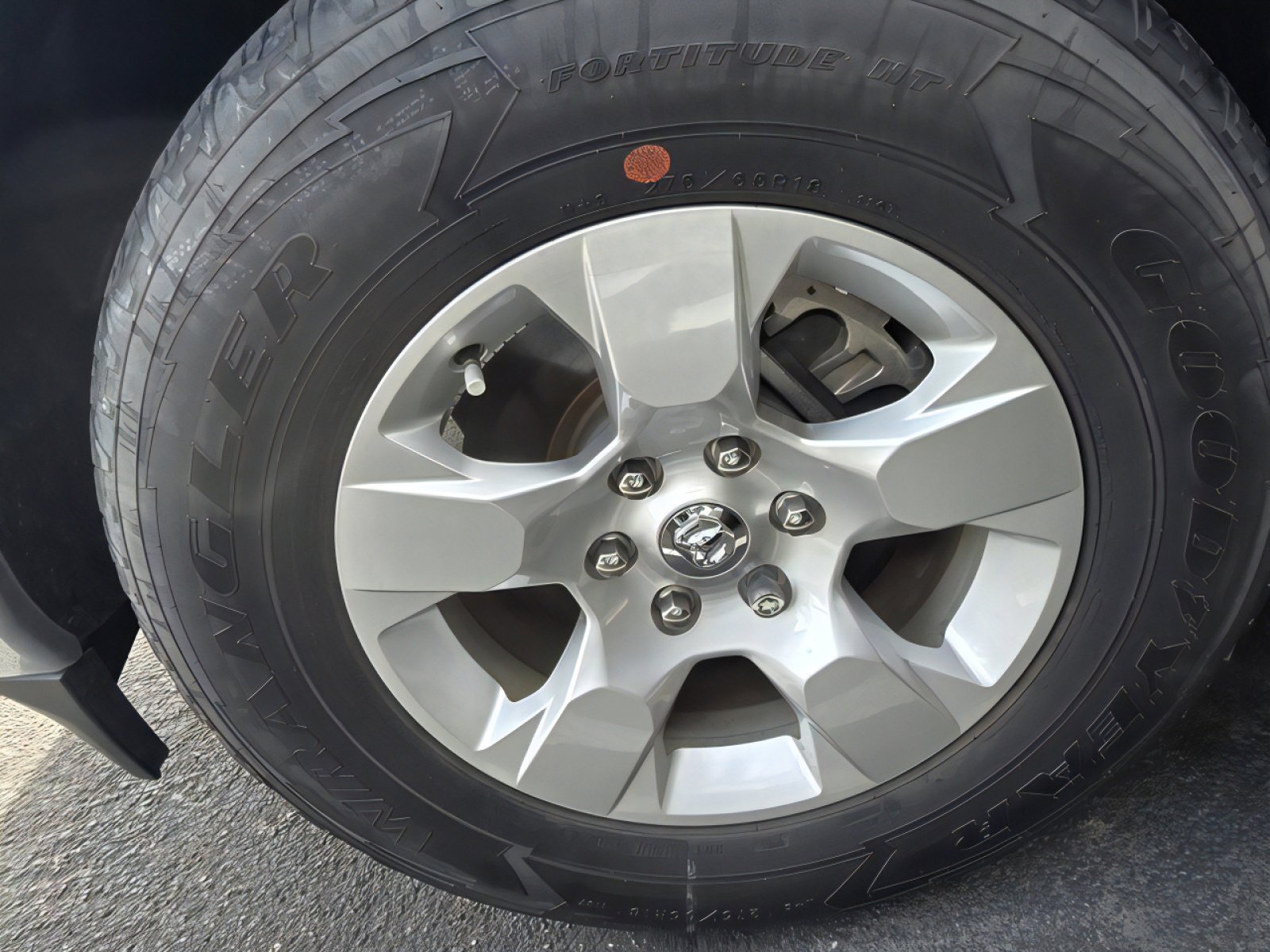 Used 2022 RAM 1500 Big Horn image 6