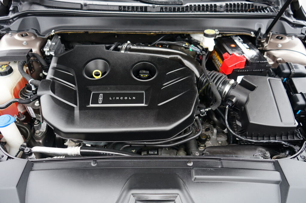 Used 2018 Lincoln MKZ Select w/ Technology Package image 10