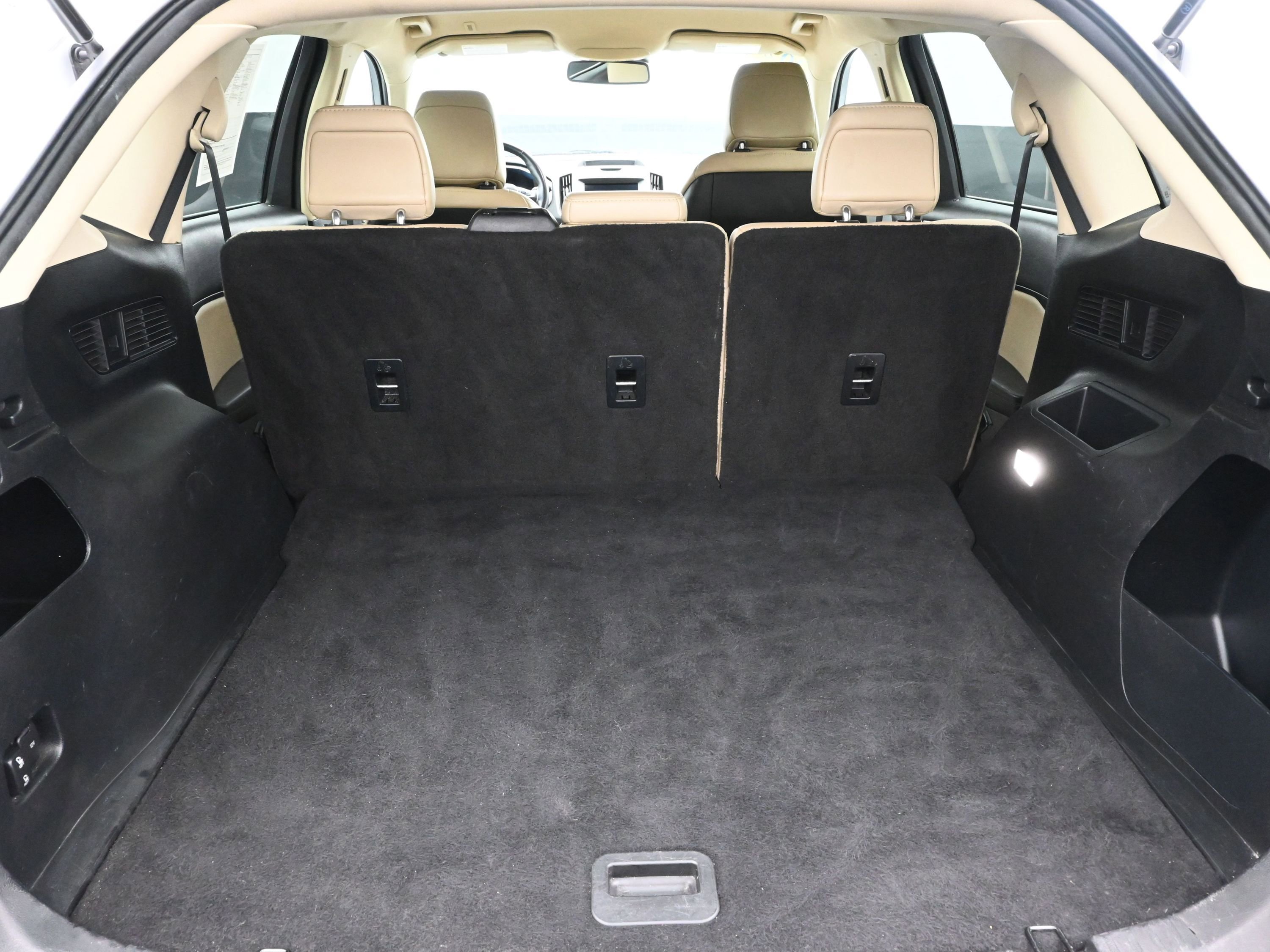 Used 2020 Ford Edge SEL image 23