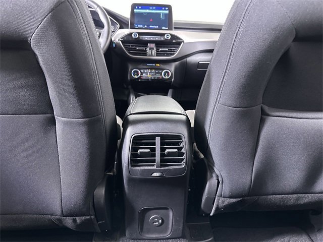 Used 2022 Ford Escape SE w/ SE Sport Appearance Package image 22
