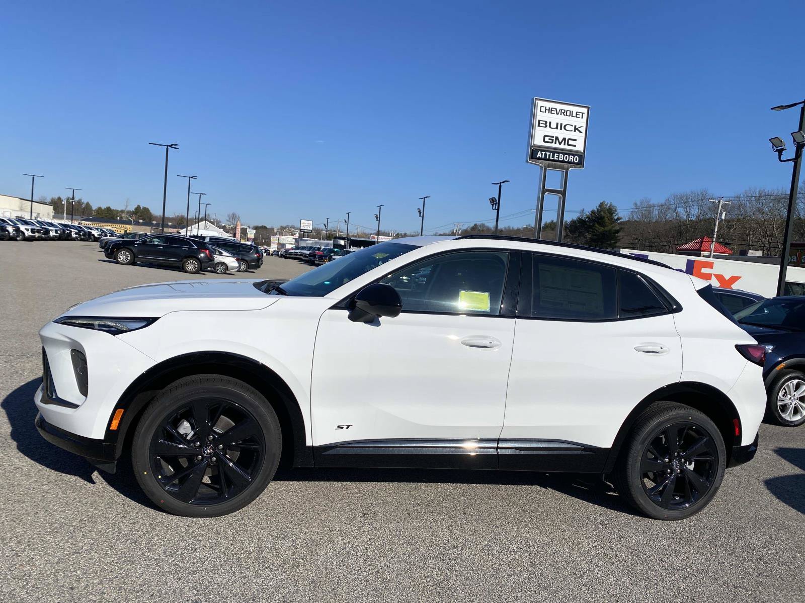Used 2026 Buick Envision Sport Touring AWD/4WD image 2