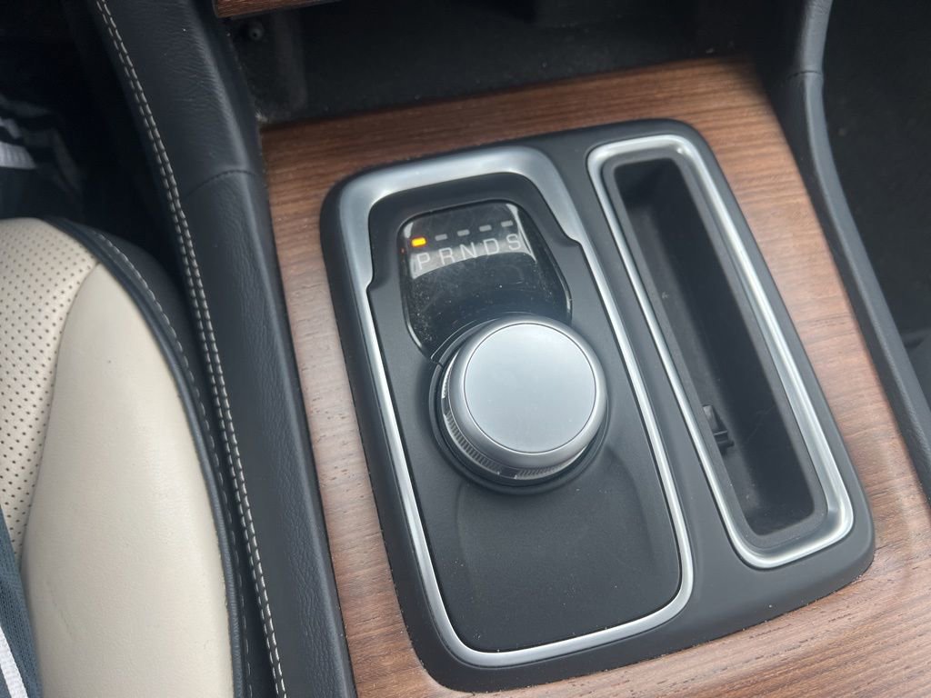 Used 2019 Chrysler 300 C w/ Sun, Sound & Nav Package image 22