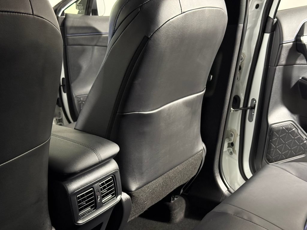 Used 2023 Toyota RAV4 XSE AWD/4WD image 30
