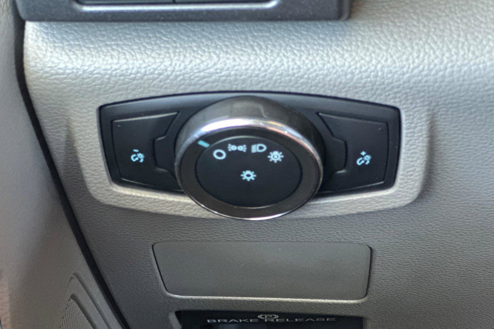 Used 2022 Ford F350 XL w/ Power Equipment Group image 30