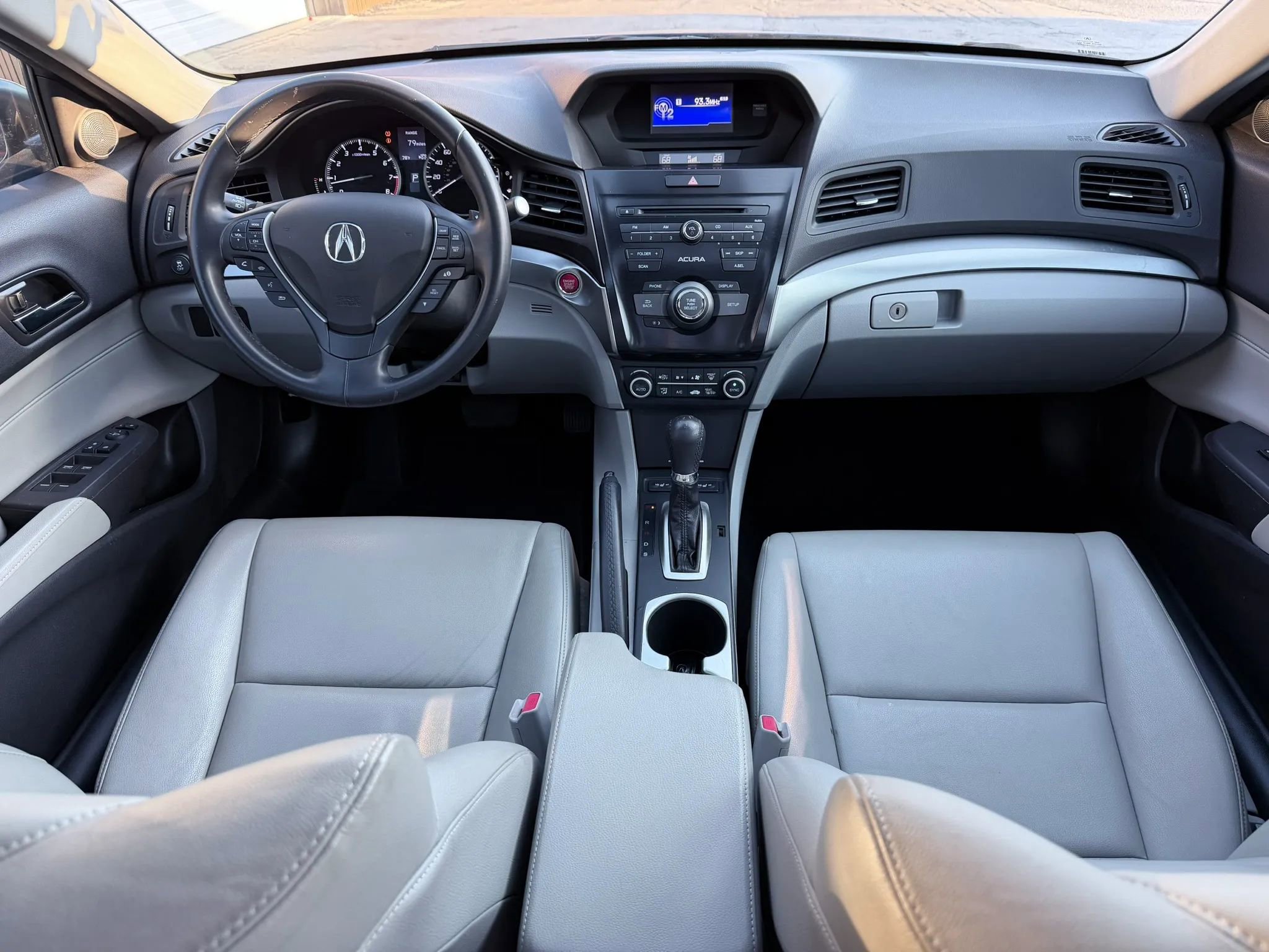 Used 2017 Acura ILX FWD image 12