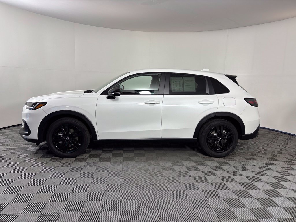 Used 2027 Honda HR-V Sport image 14