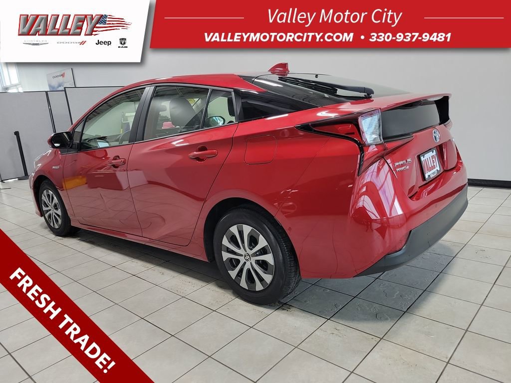 Used 2022 Toyota Prius LE image 5