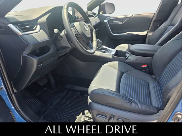 Used 2023 Toyota RAV4 XSE AWD/4WD image 11