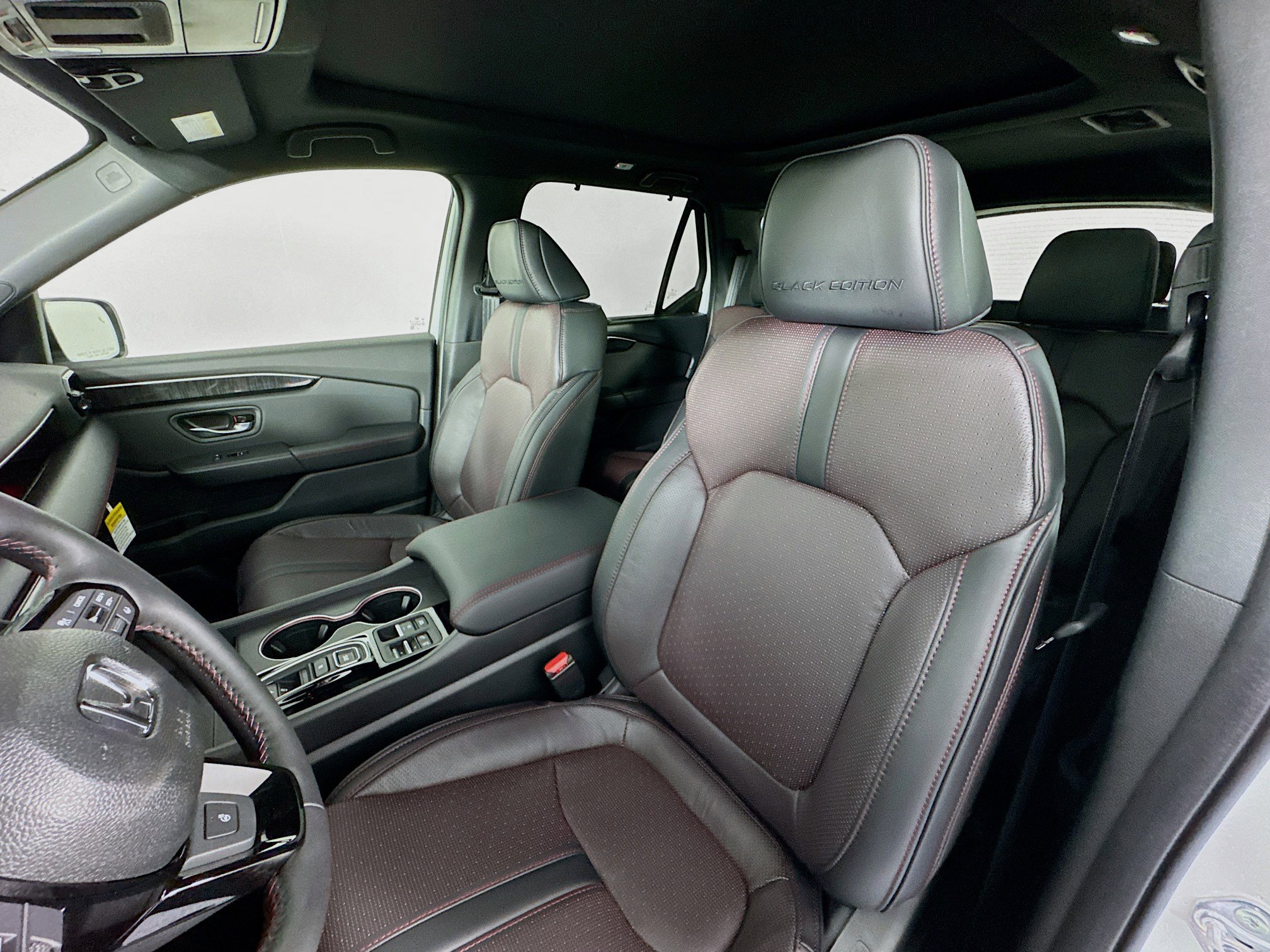 New 2025 Honda Pilot Black Edition image 22