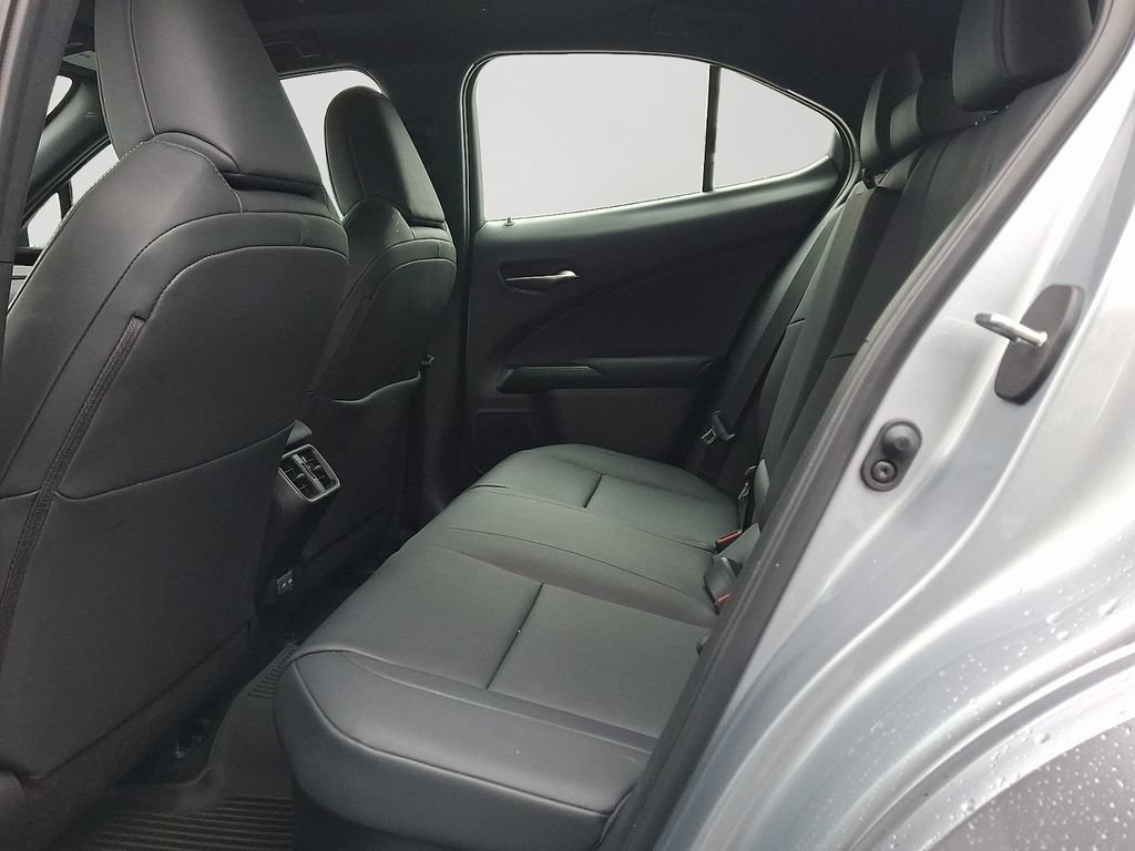 Used 2024 Lexus UX 250h AWD w/ Premium Package image 9
