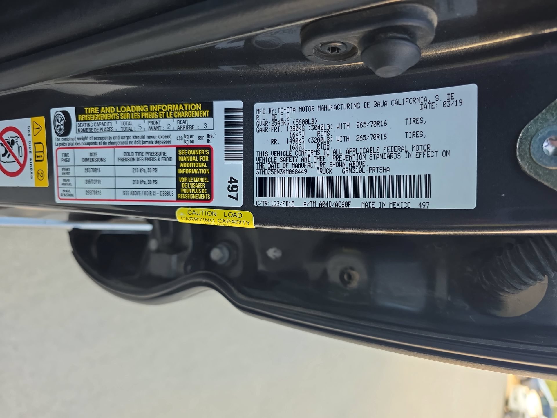 Used 2019 Toyota Tacoma TRD Off-Road w/ Technology Package AWD/4WD image 34