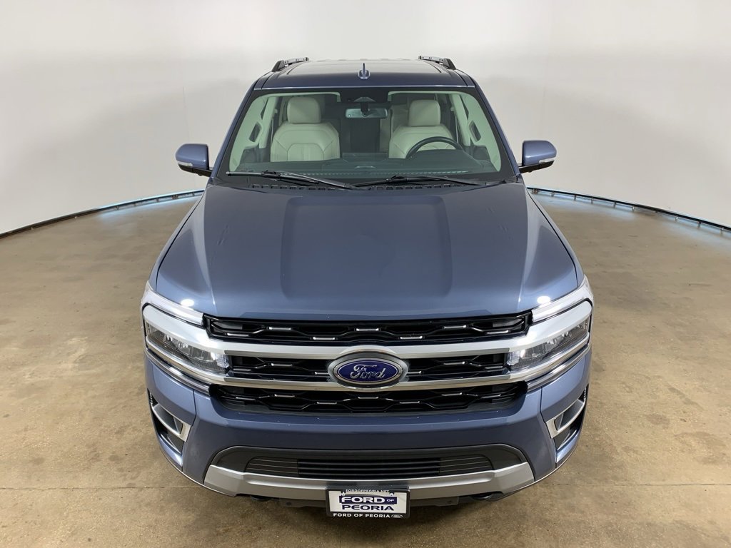 Used 2022 Ford Expedition Max Limited image 3