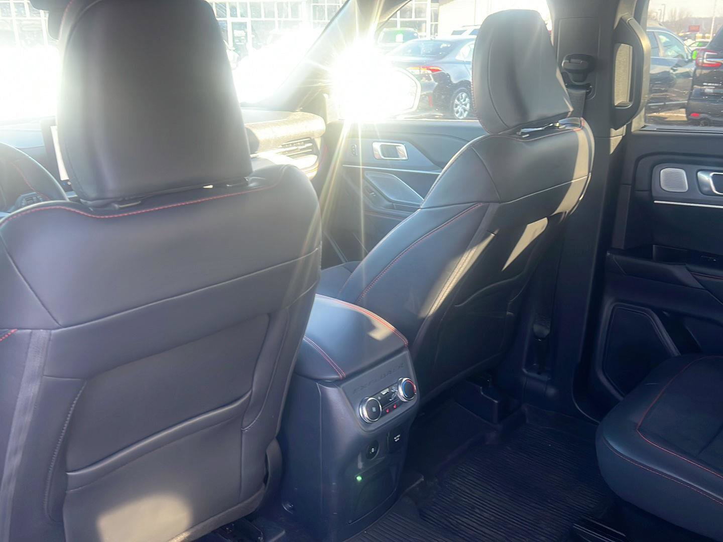 Used 2025 Ford Explorer ST image 17