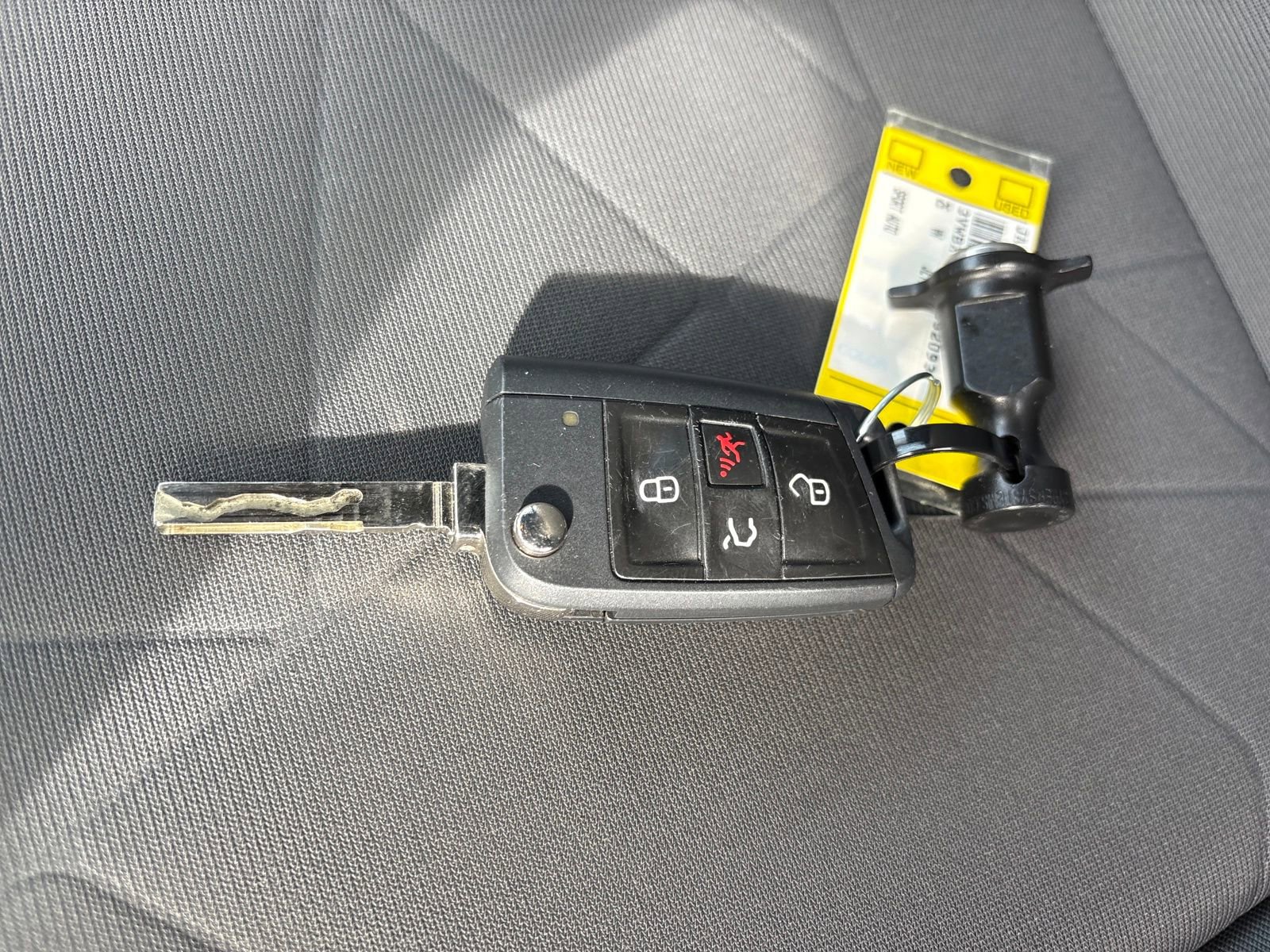 Used 2025 Volkswagen Jetta Sport image 29