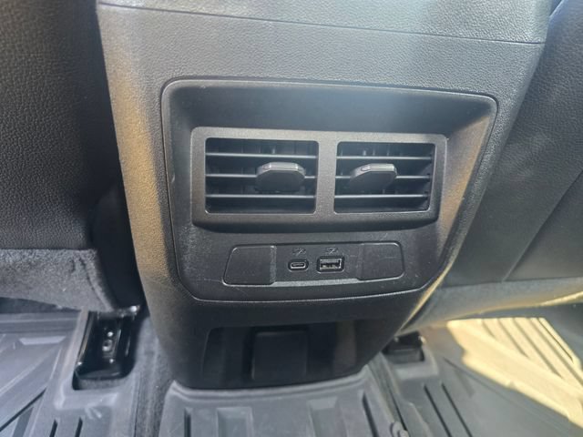 Used 2023 GMC Canyon Denali w/ Denali Black Edition AWD/4WD image 29