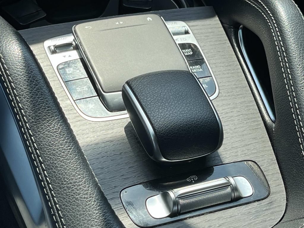 Used 2020 Mercedes-Benz GLS 450 4MATIC image 40