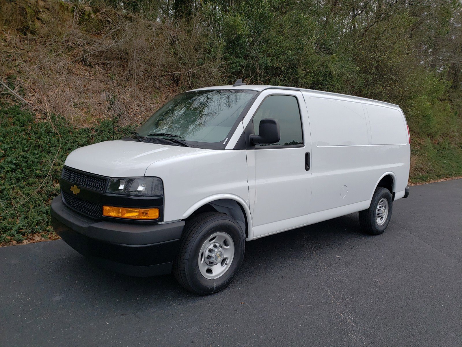 New 2023 Chevrolet Express 2500 w/ Driver Convenience Package image 7